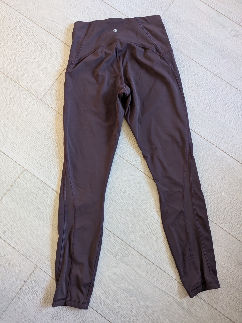 Lululemon High-Rise Yoga Leggings 7/8 length Size 6